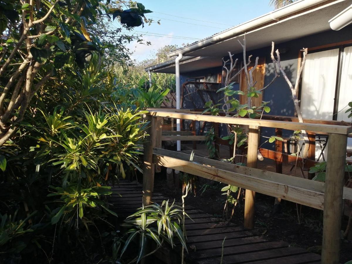 Tuava Lodge ハンガ・ロア エクステリア 写真